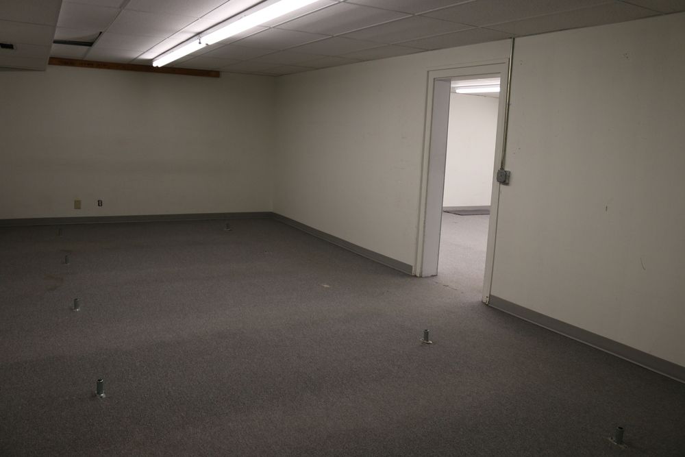 8012 W Dodge Rd, Omaha, NE 68114